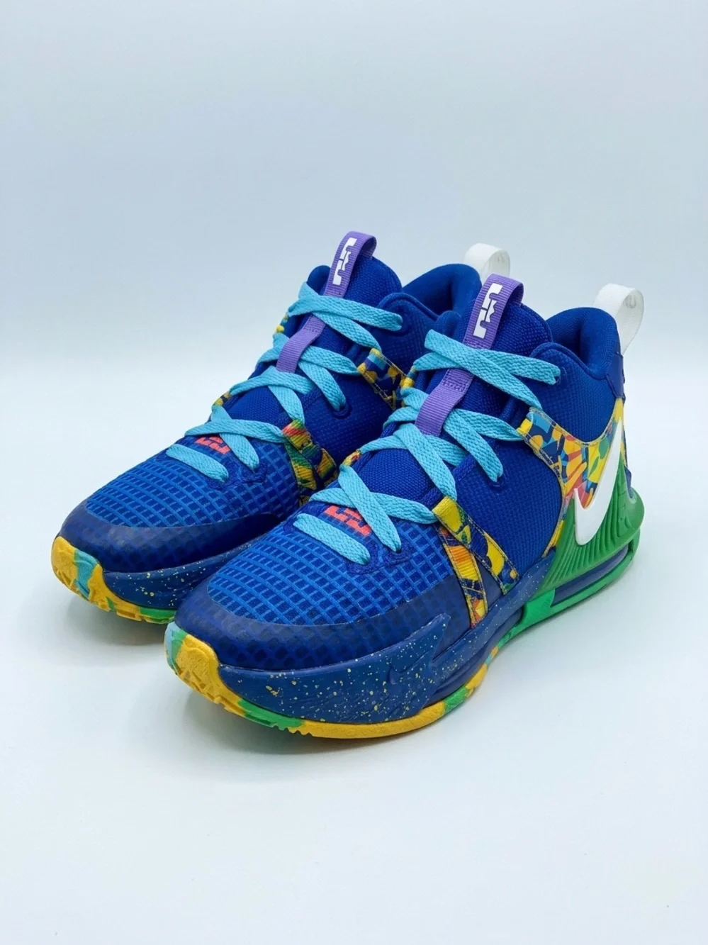 Nike‎ Kids Blue Multicolor Basketball Sneakers Limited Edition